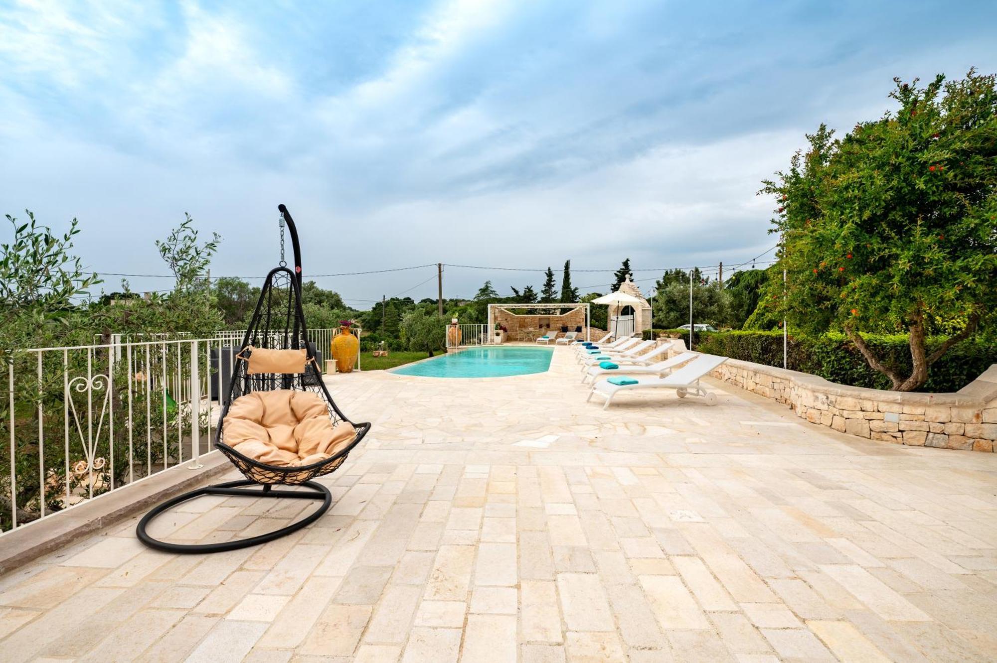 Trullo Degli Anelli In Masseria Cisternino Exterior foto